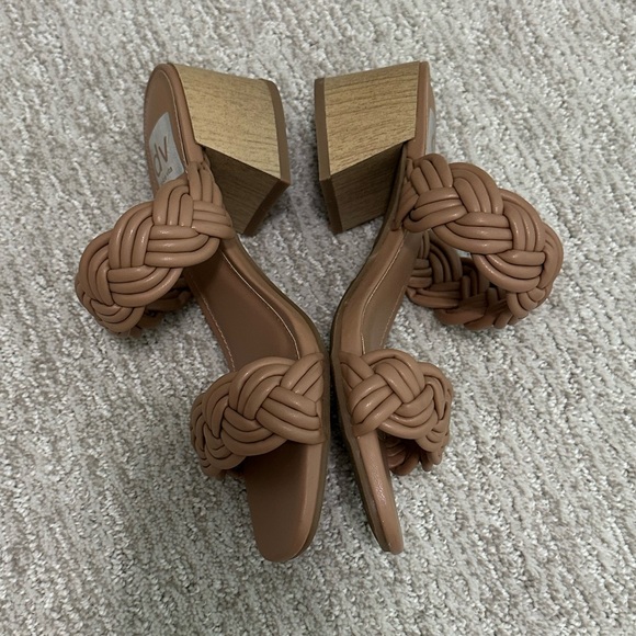 Heels - Picture 2 of 2